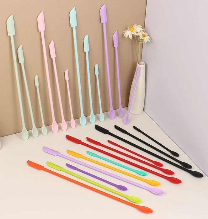 Kitchen Gadgets List - Espátula de silicona resistente al calor,